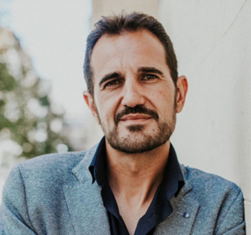 José Luis Santamaría